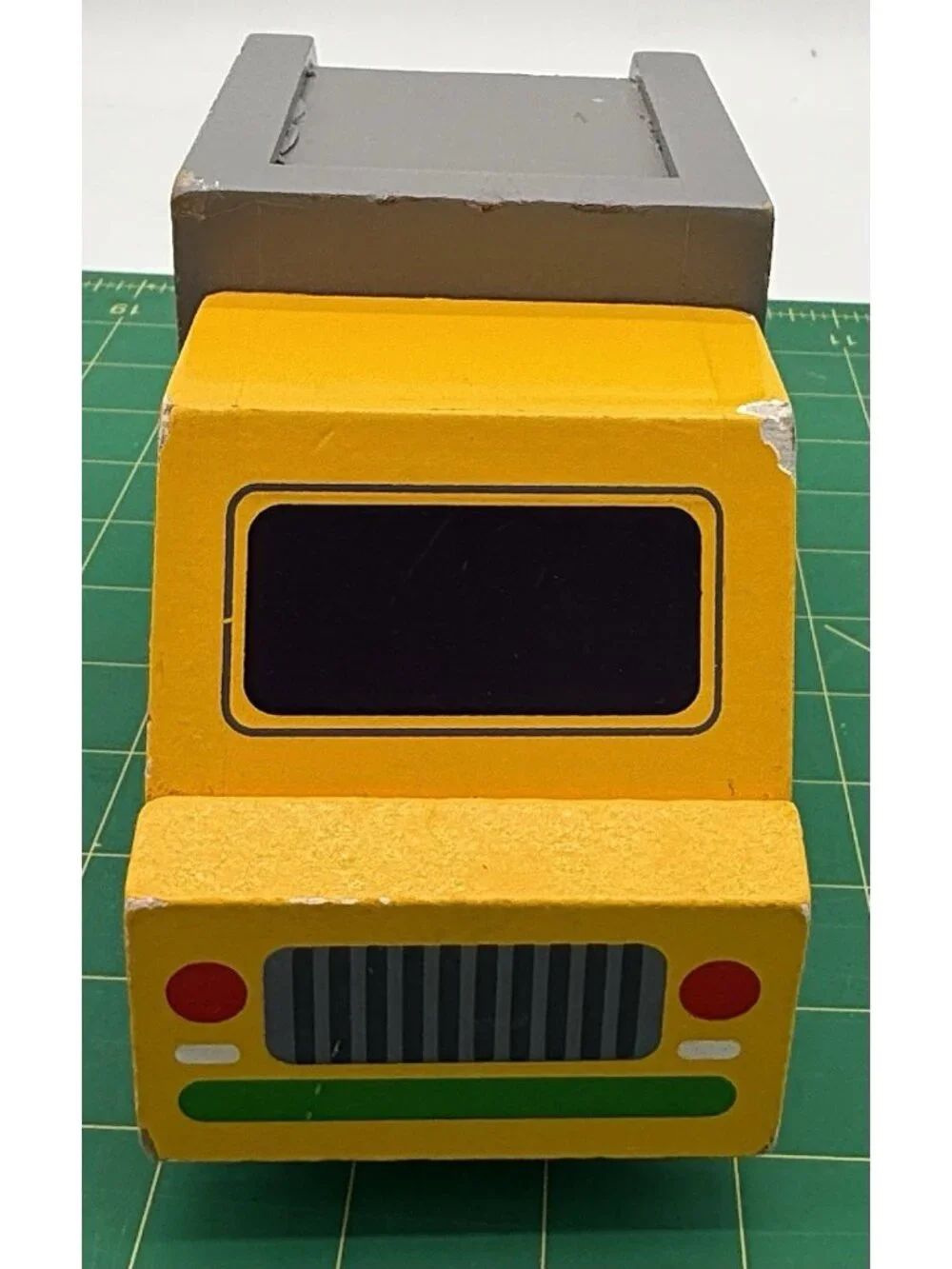 Wooden Garbage Truck READ!